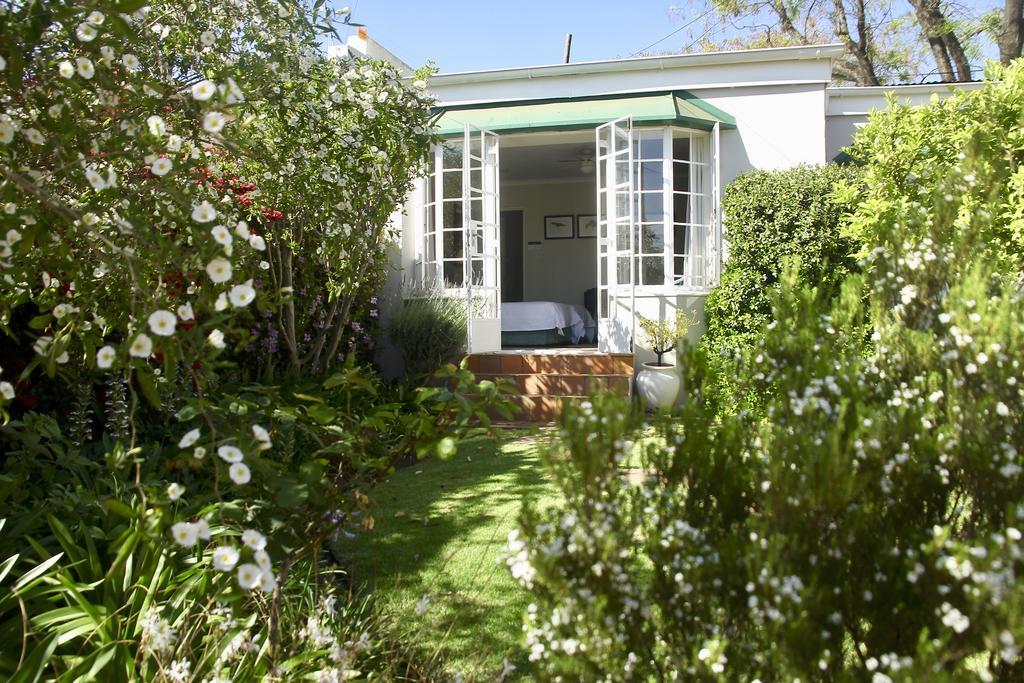 Melville Manor Guest House Johannesburg Exterior foto